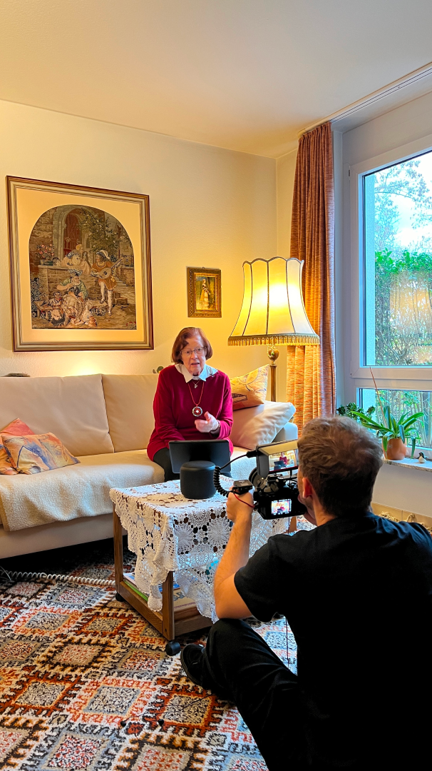 Amazon Alexa and Red Cross Germany customer testimonial video